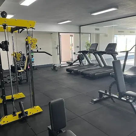 Apartment Retreat, Block A2, Unit 1